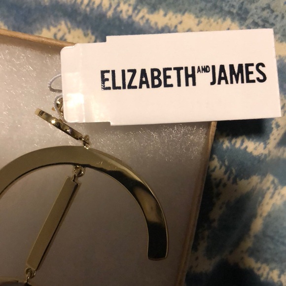 Elizabeth and James earrings - Picture 3 of 5